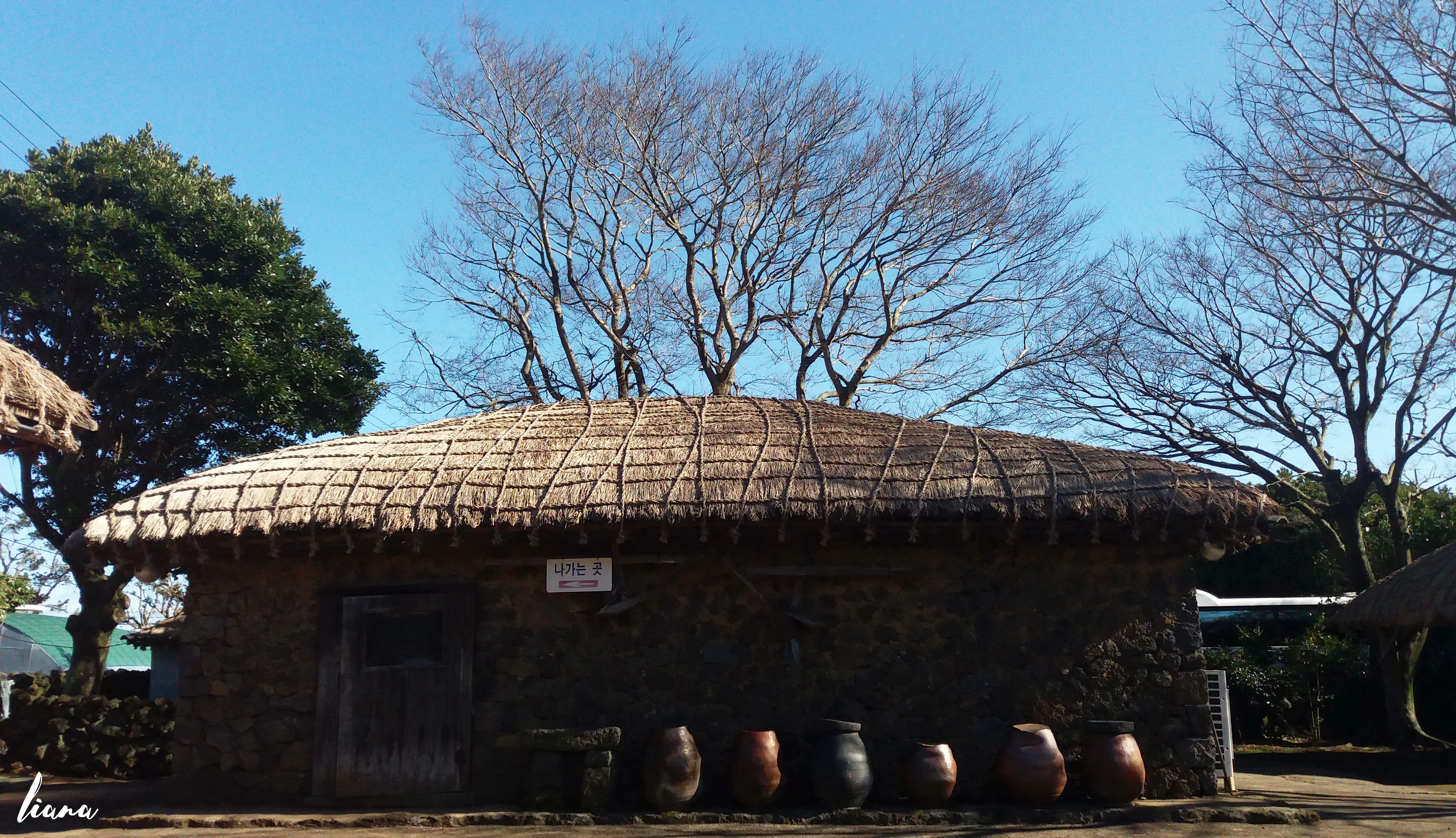 Rumah tradisional orang Korea di Jeju, tempat wisata di Jeju